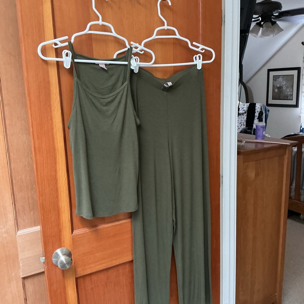 Olive Green Women's Lounge Set
